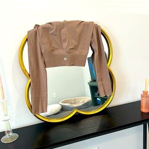 Lululemon leggings never worn